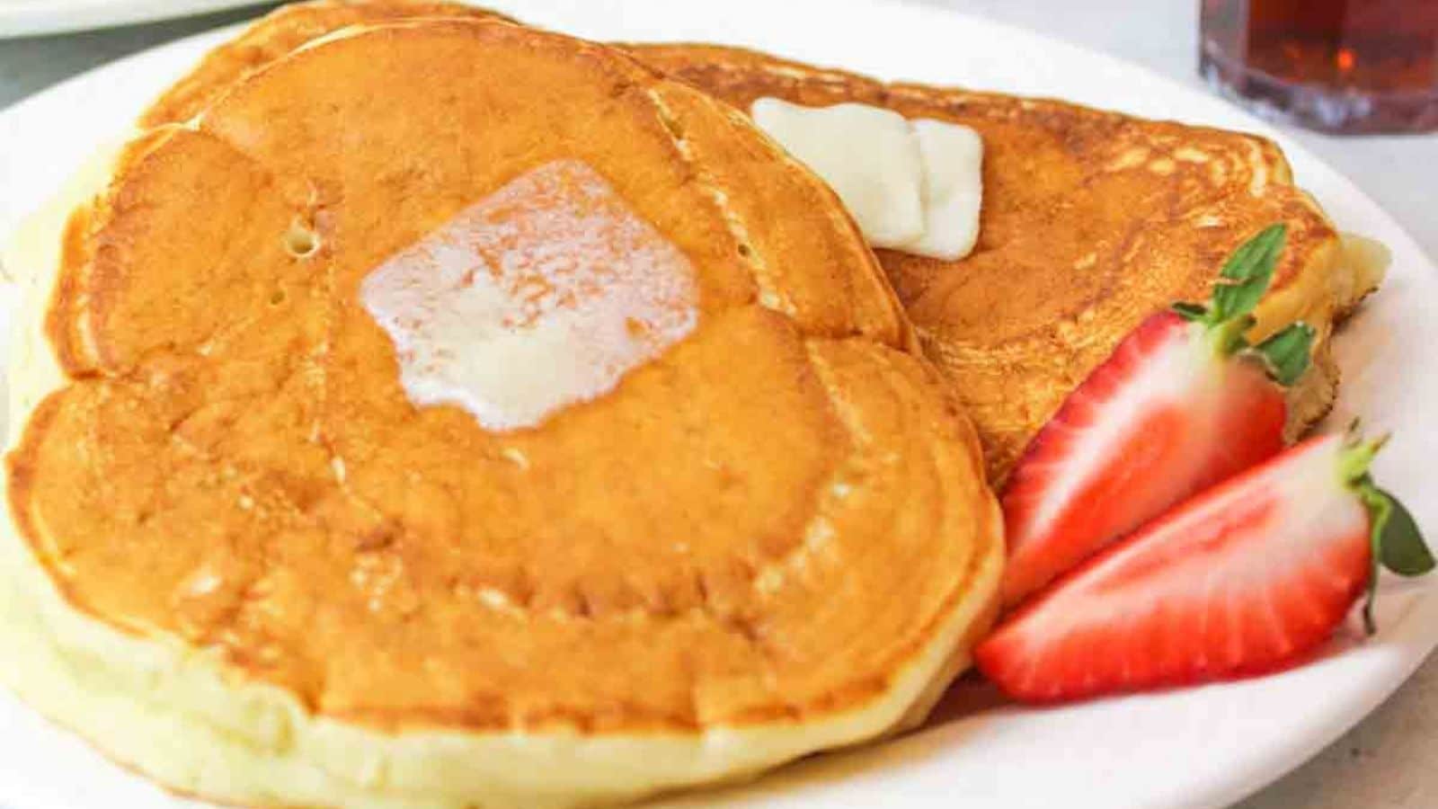 Denny's Pancakes by Beeyond Cereal