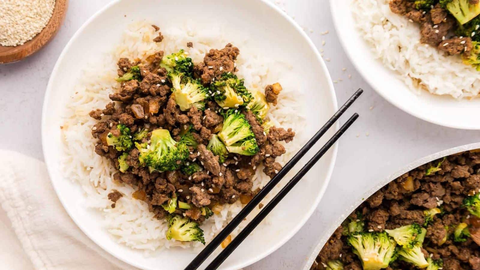 Ground Beef And Broccoli by Living Chirpy