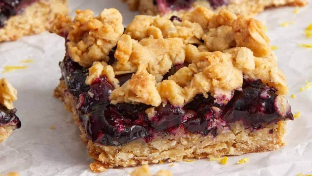 Lemon Blueberry Oatmeal Bars by It's Not Complicated