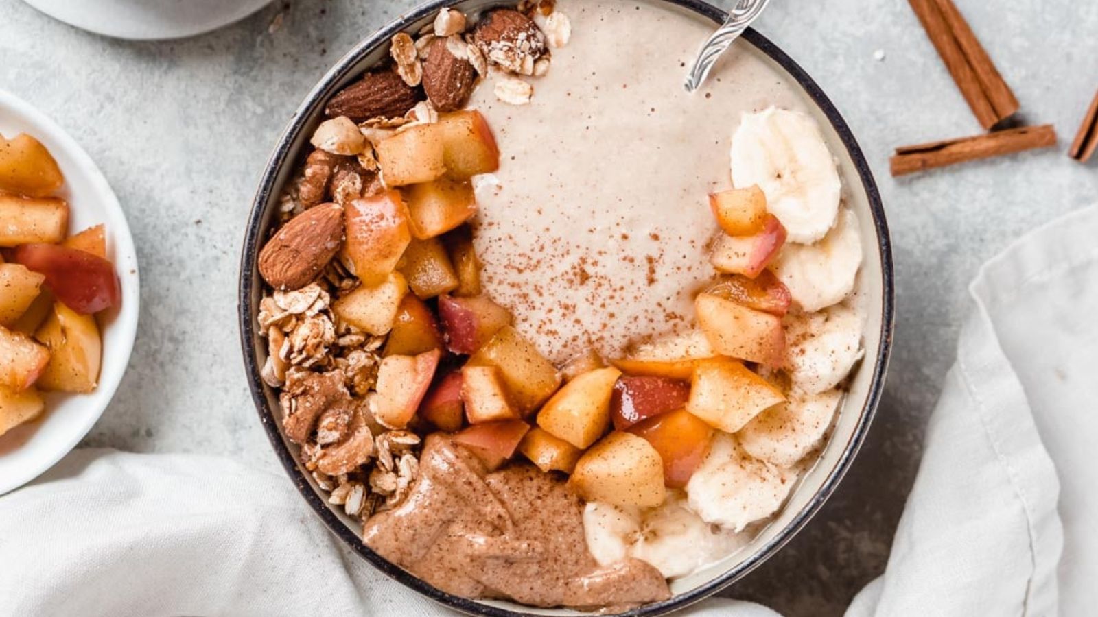 Too Pretty to Eat? 15 Vibrant Smoothie Bowls Apple Smoothie Bowl by Whole Food Soul Food Kitchen