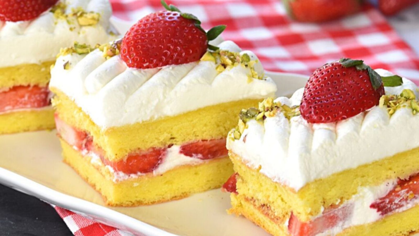 Japanese Strawberry Shortcake by Full Kitchen Recipes