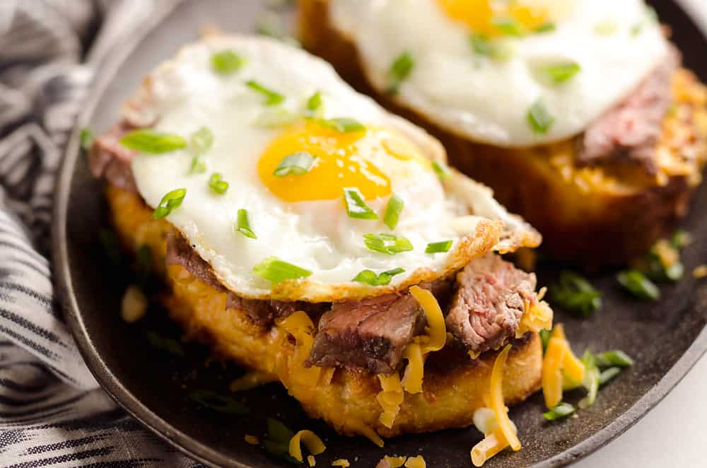 Breakfast Steak and Cheddar Toasts by The Creative Bite