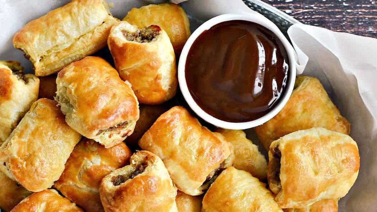 Puff Pastry Sausage Rolls by Cooking with Curls