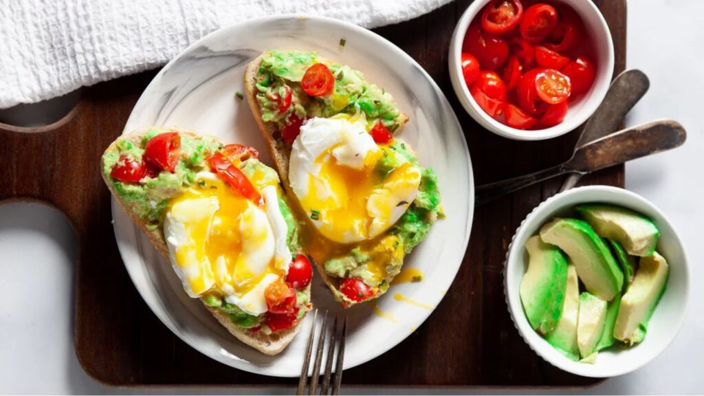 Snooze Button Specials: 21 Breakfasts 30 Minutes Or Less Easy Poached Egg by Chew Out Loud